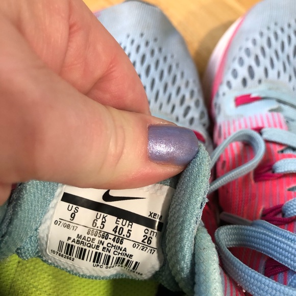 NIKE AUTHENTIC PEGASUS 34 Sz 9 - Picture 3 of 6